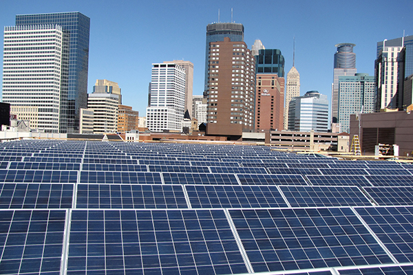 Photo of a 600 kW solar electric system on the Minneapolis Convention Center