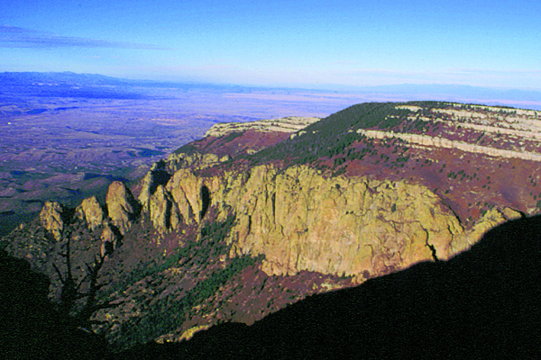 Fig. 2. The Sandia Mountains, looking north along the crest into the Albuquerque Basin. Credit: A. Read