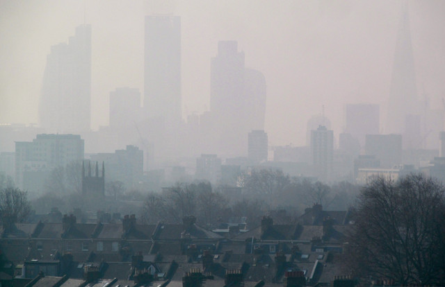 Benchmarks December 5 1952 The Great Smog Smothers London 