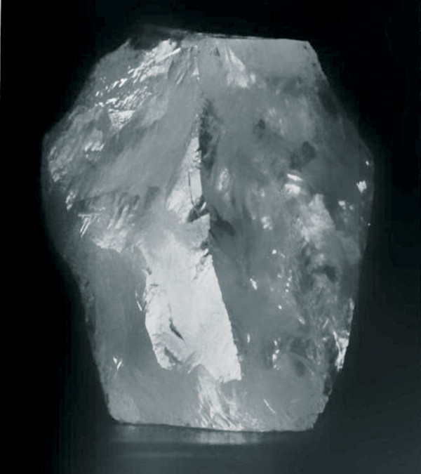 Cullinan diamond: 500-carat stone - one of the 20 largest ever