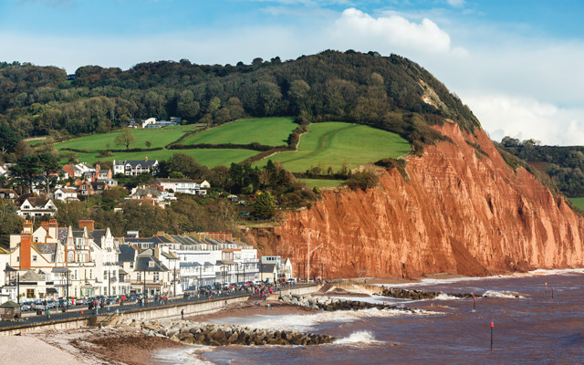 The Real Jurassic Park: Geology field course along the south coast of  England (TESC 417)