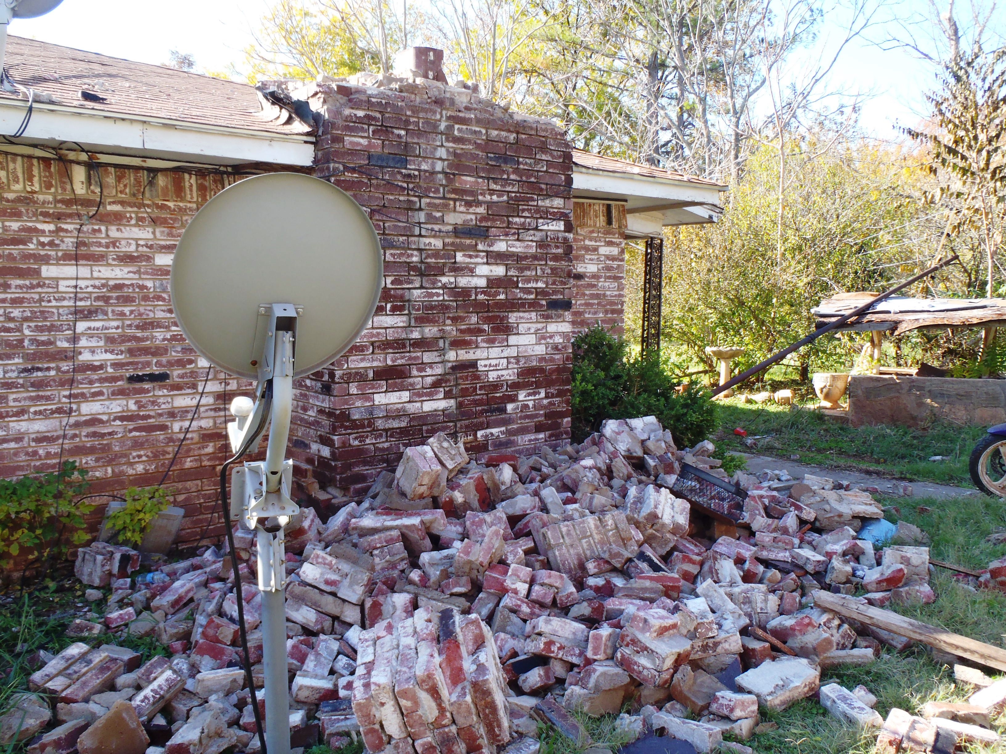 Damage caused by the magnitude 5.7 earthquake near Prague Oklahoma, November 6, 2011. Unreinforced stone and brick buildings (especially chimneys) are some of the most vulnerable structures in any earthquake. Image credit: Brian Sherrod, USGS Damage caused by the magnitude 5.7 earthquake near Prague Oklahoma, November 6, 2011. Unreinforced stone and brick buildings (especially chimneys) are some of the most vulnerable structures in any earthquake.